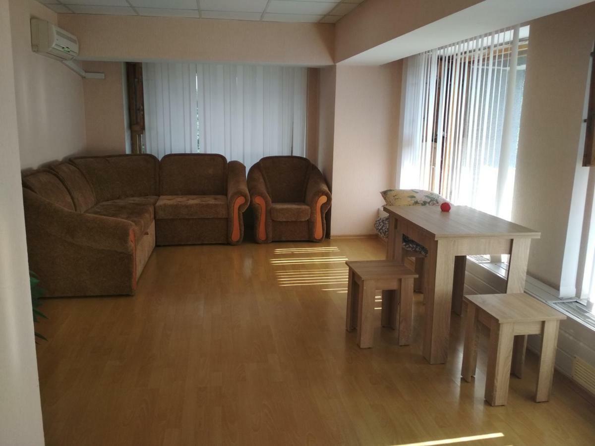 Готель На Автовокзалі Poltava Exteriör bild